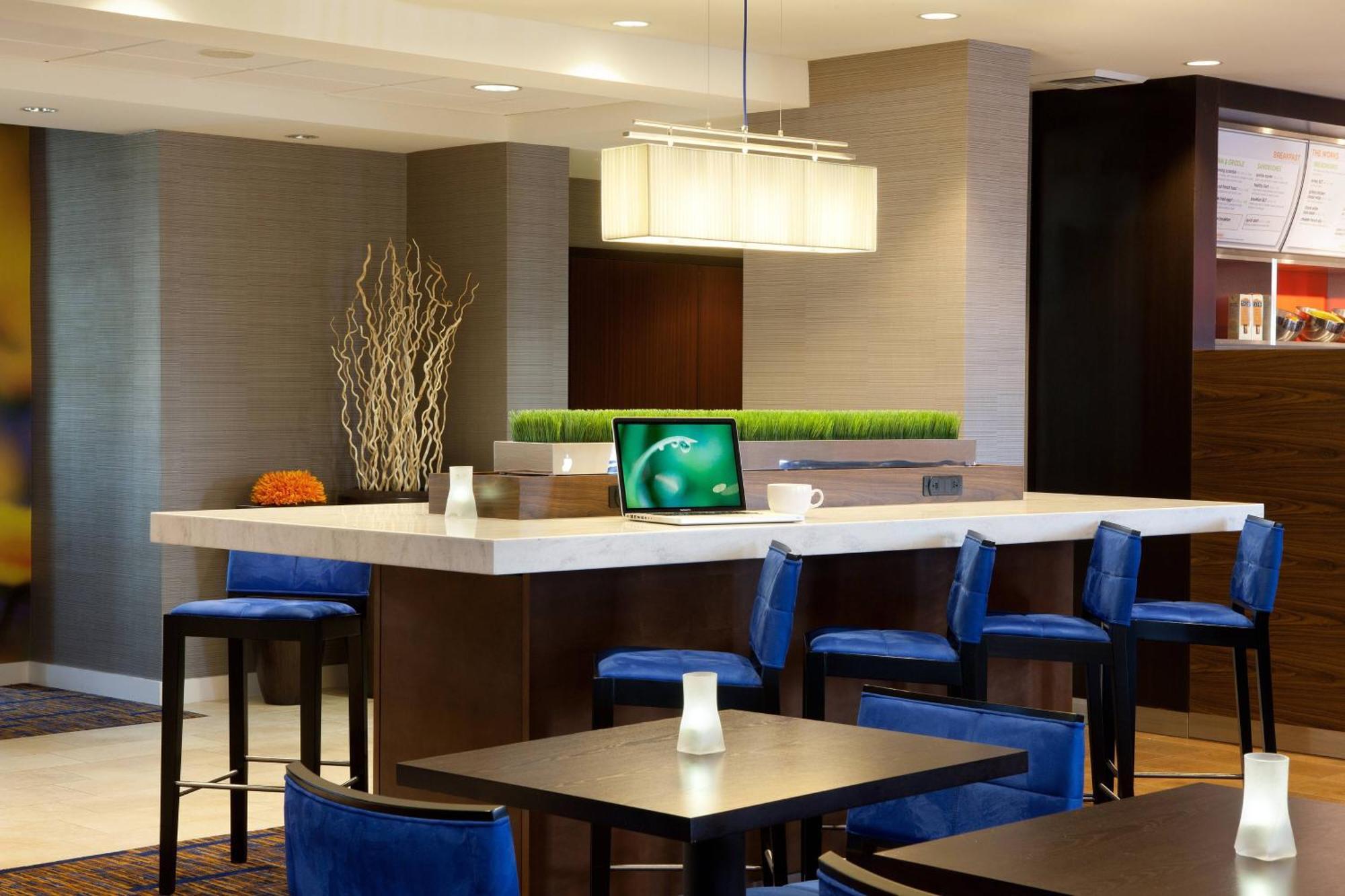 Courtyard By Marriott Oakland Airport Hotel Eksteriør billede