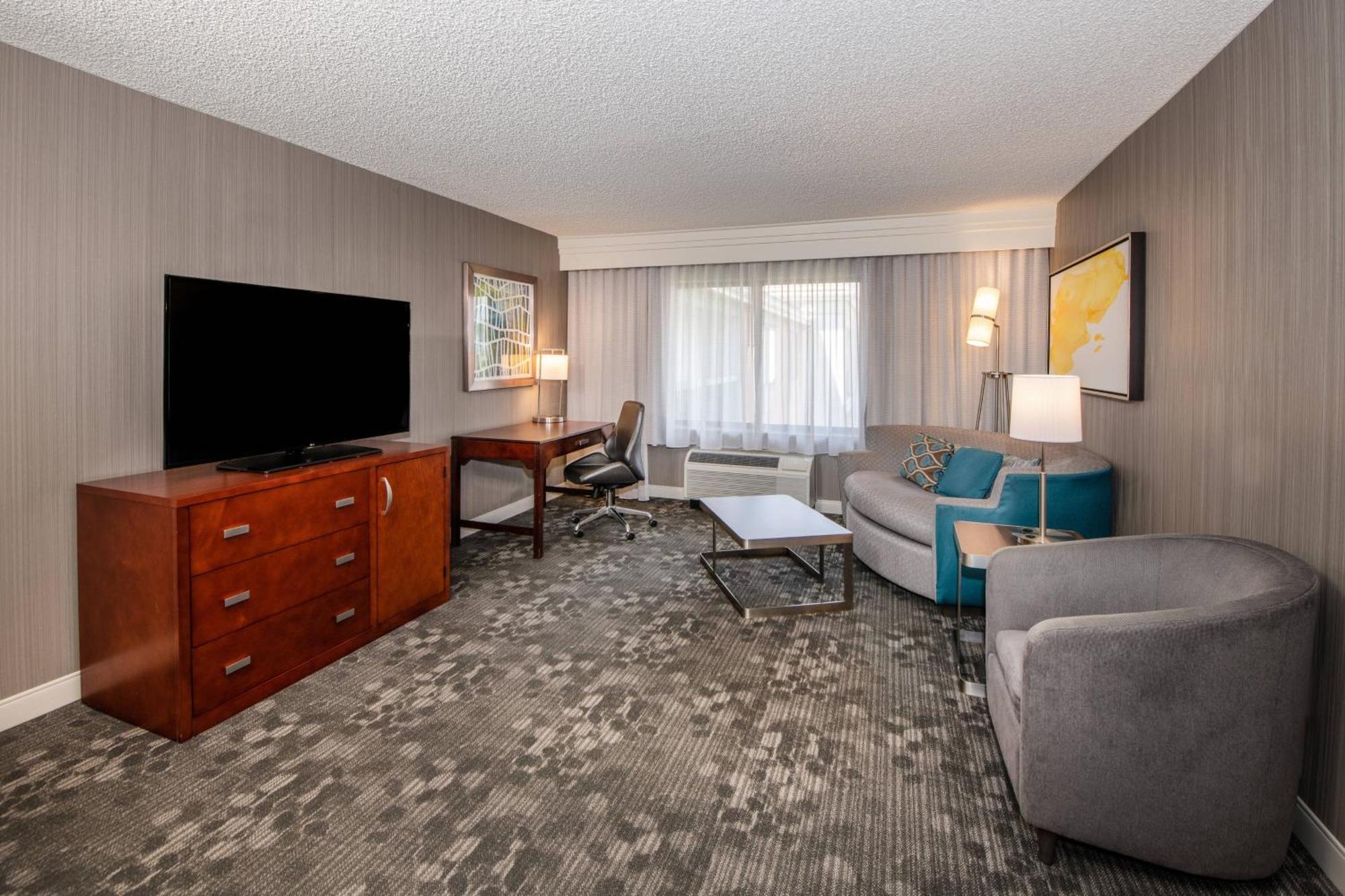 Courtyard By Marriott Oakland Airport Hotel Eksteriør billede
