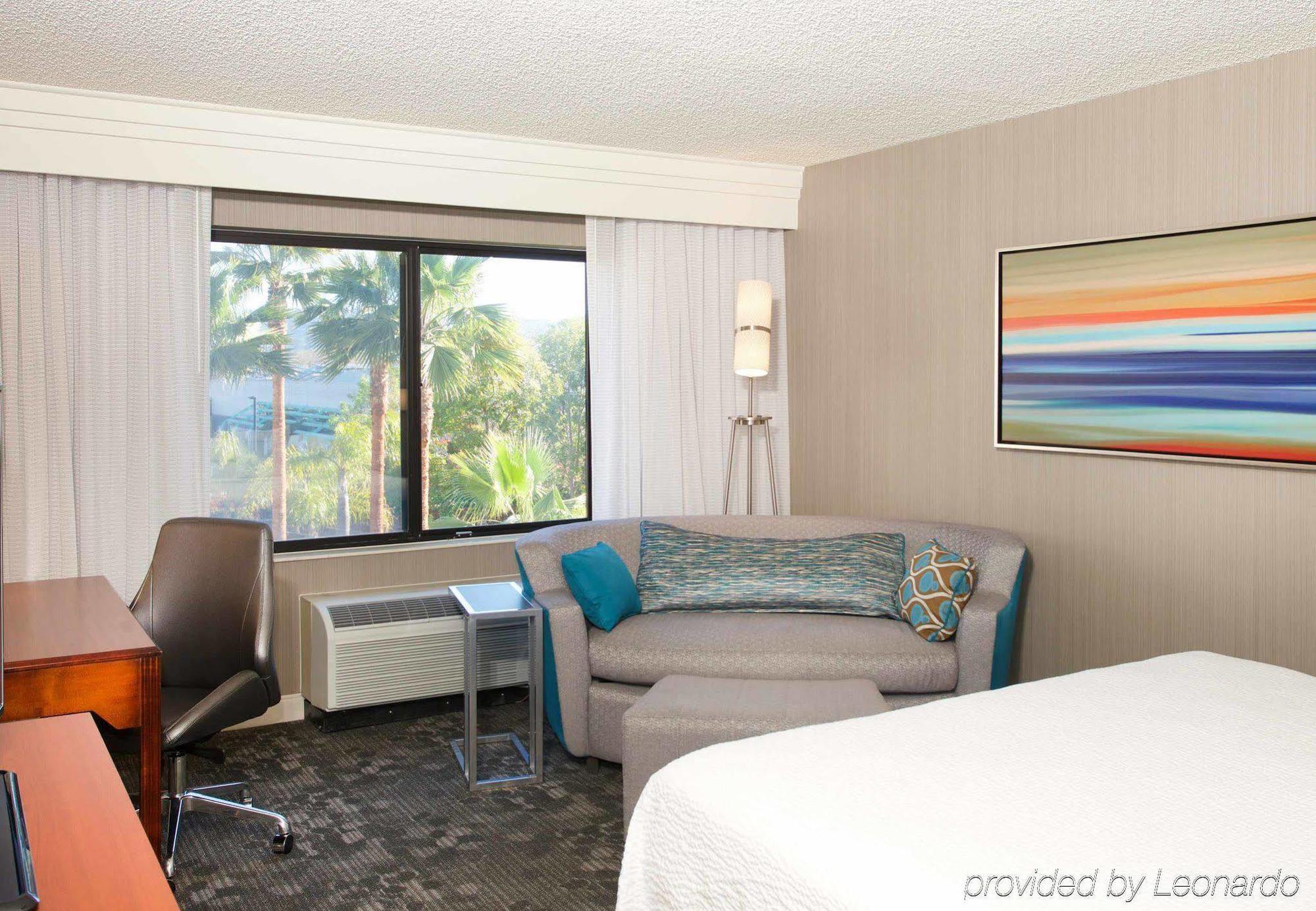 Courtyard By Marriott Oakland Airport Hotel Eksteriør billede